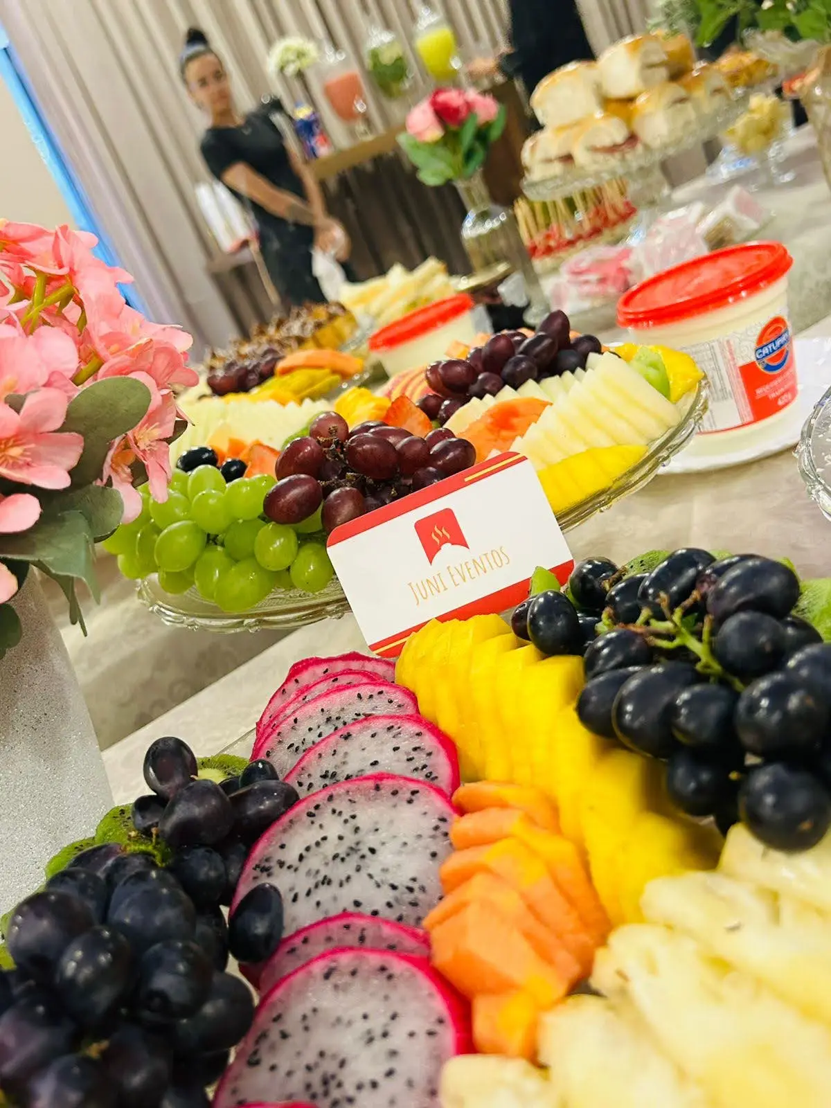Buffet completo montado pela Juni Eventos